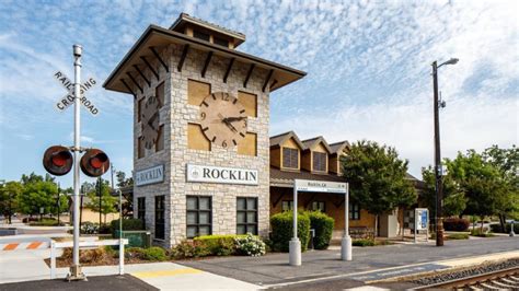 City of rocklin - The City of Rocklin is located in South Placer County at the intersection of Interstate 80 and State Highway 65, and is characterized by rolling hill terrain with 360-degree panoramic views of the Sierra Nevada Mountains to the northeast and to the Sutter-Butte mountain range in the West. With an estimated population of 70,000 people, Rocklin ...